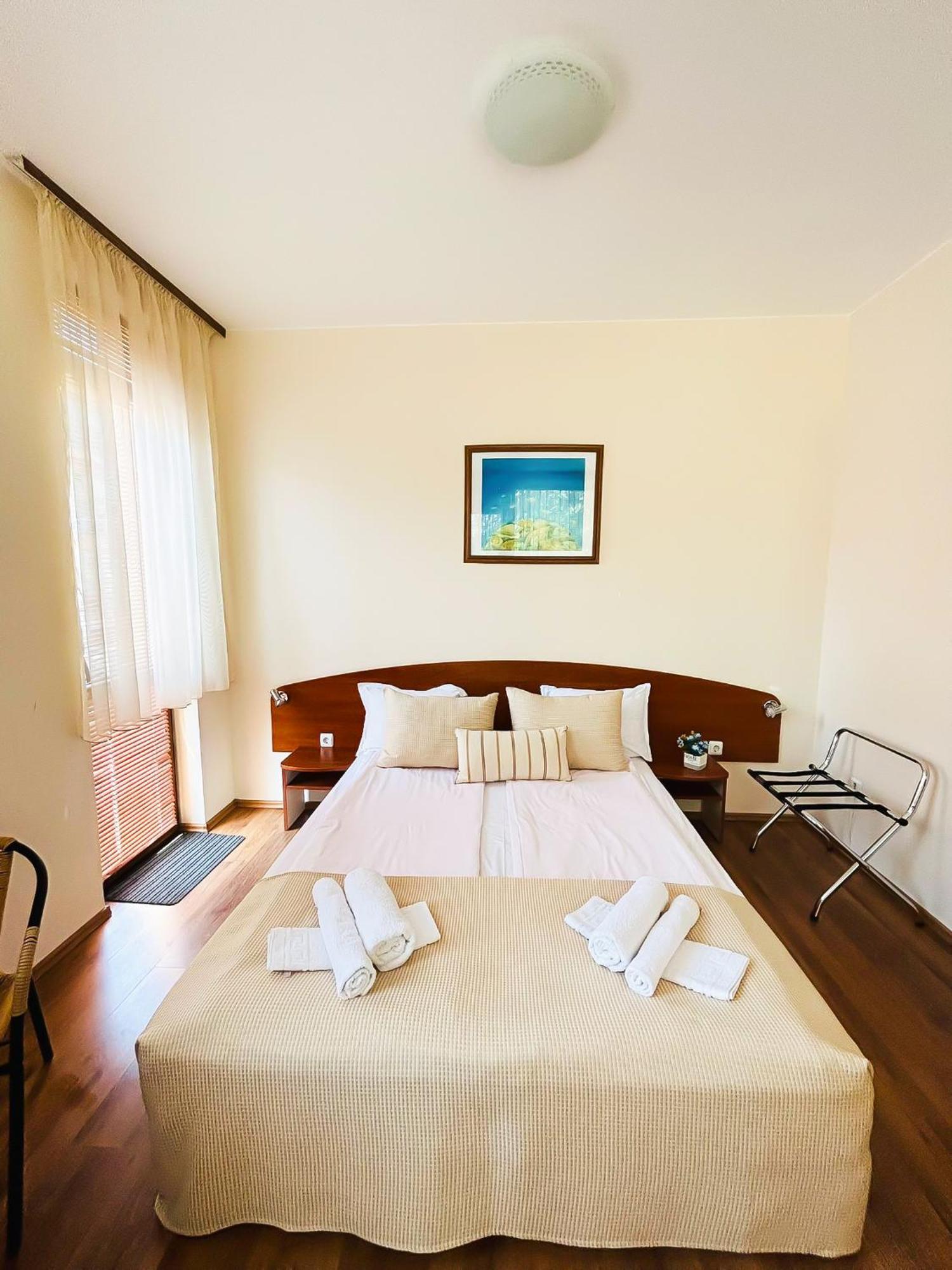 Family Hotel Helios Слънчев бряг Екстериор снимка